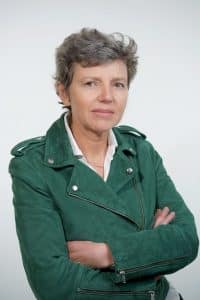 Carole Chatelain regarde l'audience